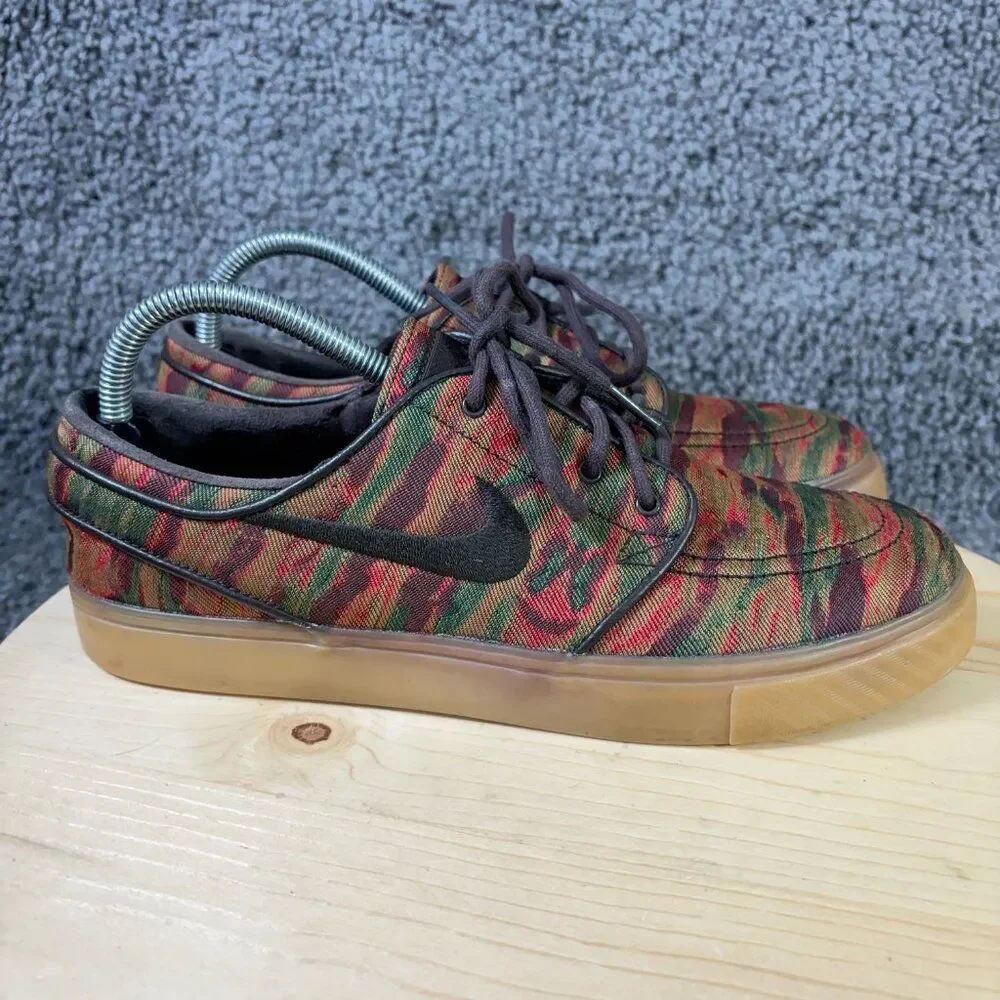 Nike SB Stefan Janoski Skate Shoes Mens Size 8.5 Canvas Camo Gum Sole Sneakers